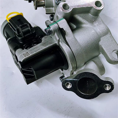 Système de refroidisseur de moteur de pièces détachées automobiles EGR Kit d'assemblage de vannes Refroidisseur pour SAIC maxus G10 OEM 10168962