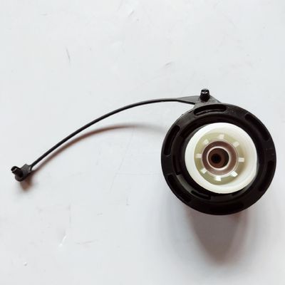 31010-v1390 Bouchon du réservoir de carburant en plastique avec matériau en plastique durable