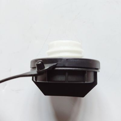 31010-v1390 Bouchon du réservoir de carburant en plastique avec matériau en plastique durable