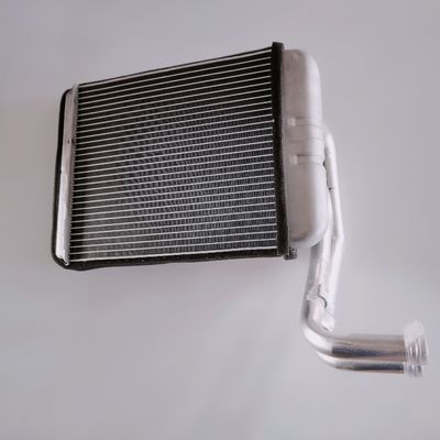 SAIC MAXUS Réservoir d'eau de chauffage avant V80 Pièces automobiles OEM C00056177 Blanc pour camionnette V80
