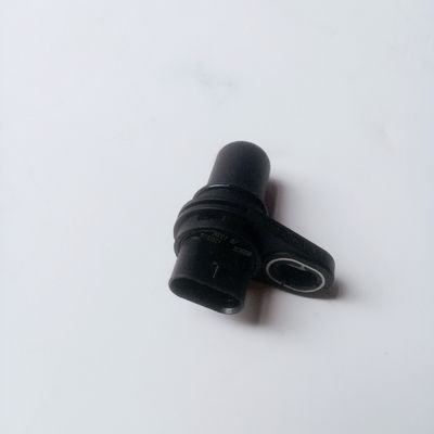 Le véhicule est équipé d'un capteur de position de l'arbre du moteur OE 1026030GG020.